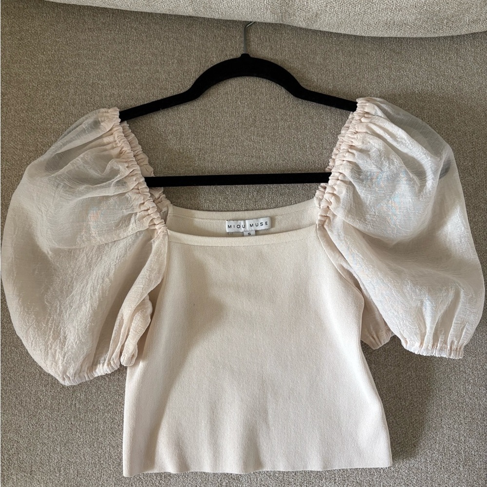 Cream Puff-Sleeve Square Neck Top